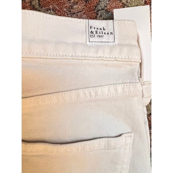 FRANK & EILEEN MONAGHAN MOM BUTTONFLY JEANS-28-NWT - Picture 5 of 7